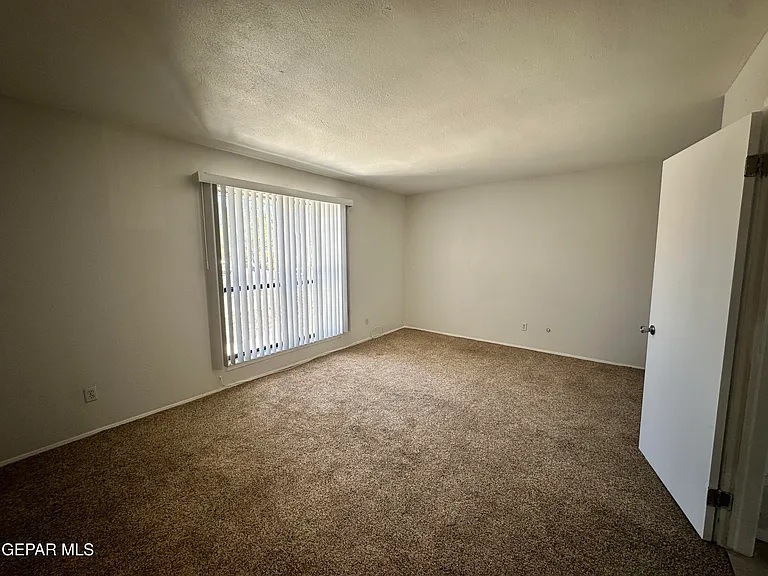 336 Villa Canto St — Photo 16