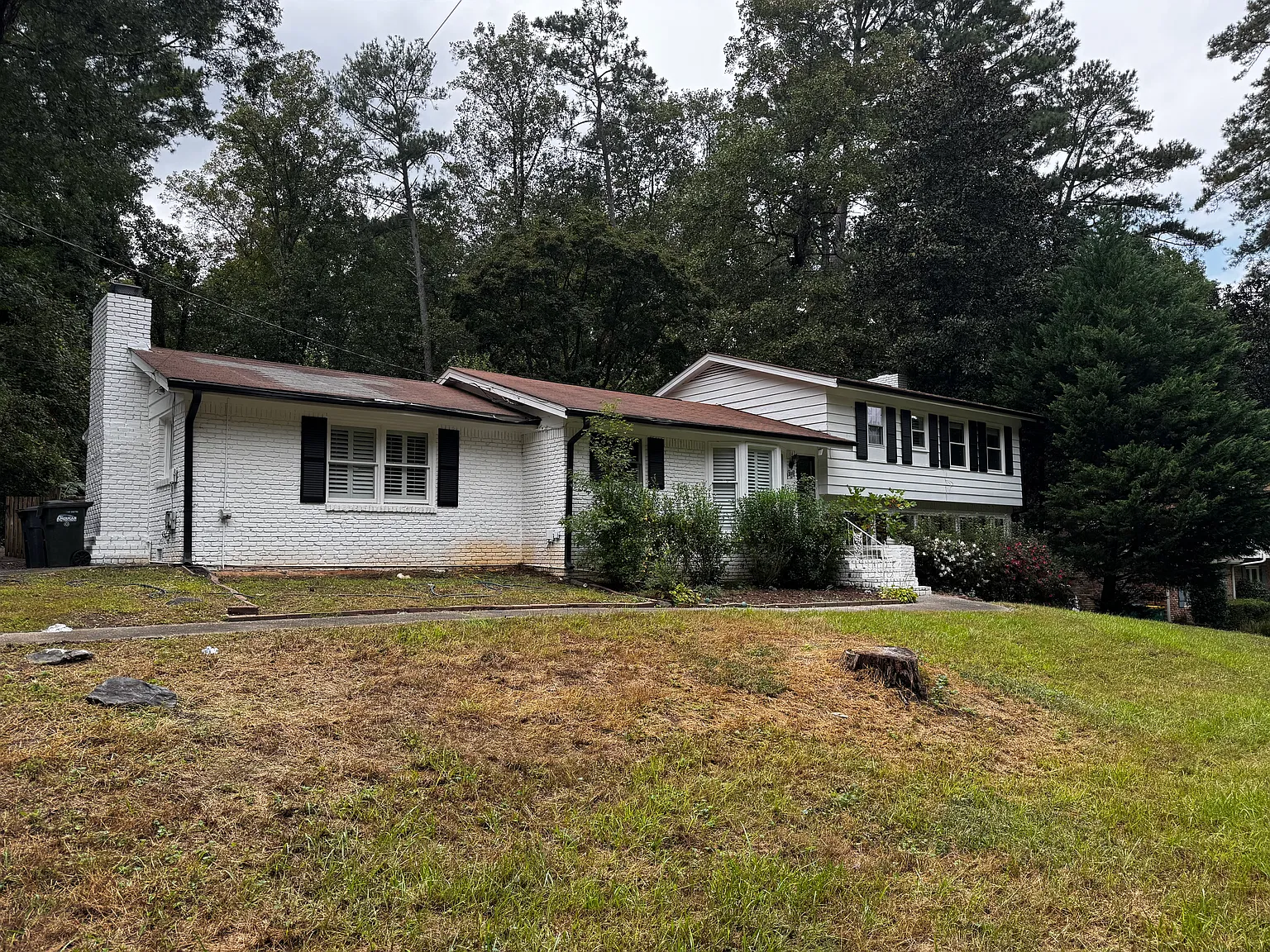 4 bed, 2004 sqft, $3,950 — Photo 1