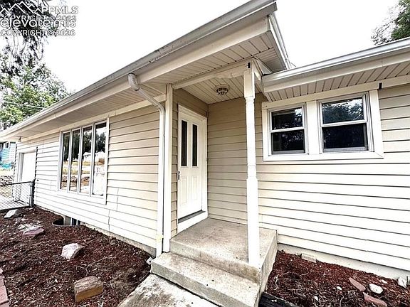 2nd image of 501 Birch Dr