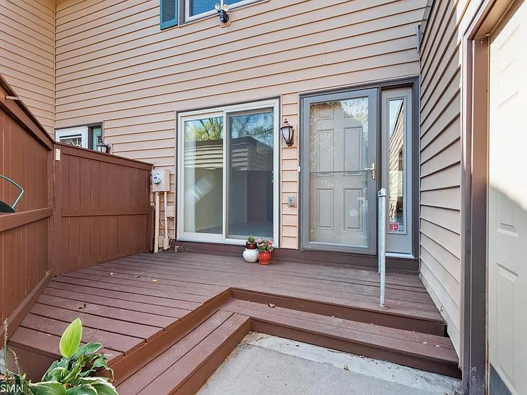 4831 Spring Cir — Photo 5