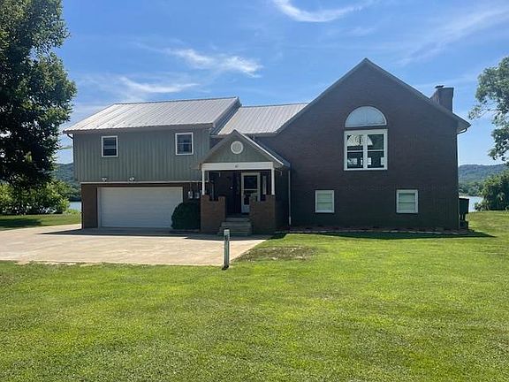 2nd image of 62 S Ziegler Ln