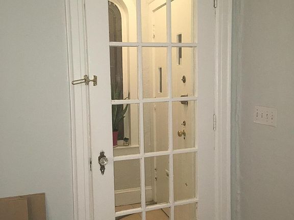 2nd image of 248 Hart Blvd #1