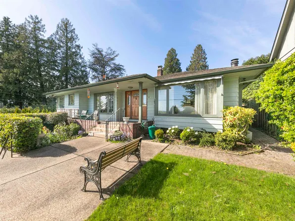 2657 Haywood Ave, West Vancouver, BC V7V 1Y7