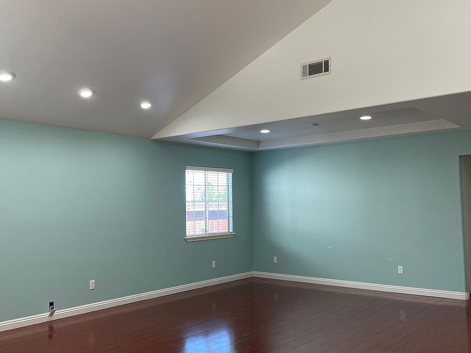 1st image of 9008 Garrett St