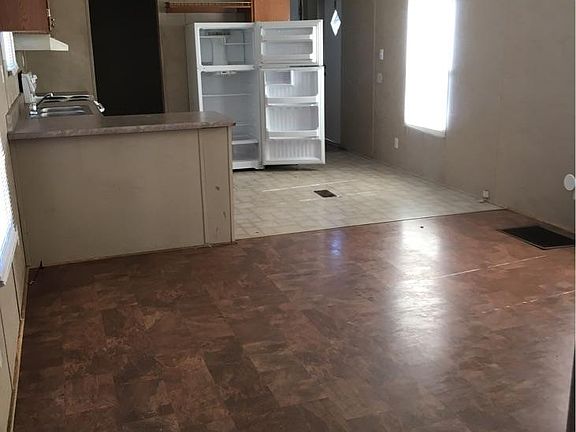 4th image of 312 E Church St Lot A23