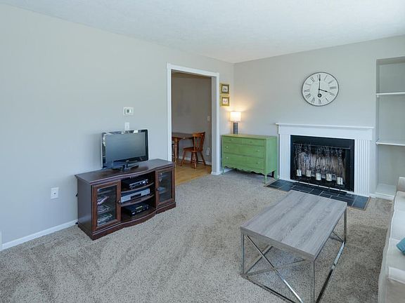 3065 Sturgeon Bay Ave-105