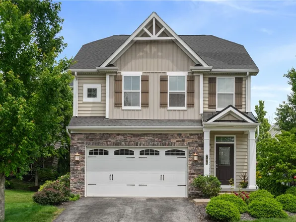 798 Village Club Dr, Wexford, PA 15090