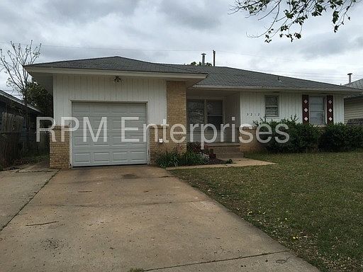 2nd image of 3212 N Warren Ave