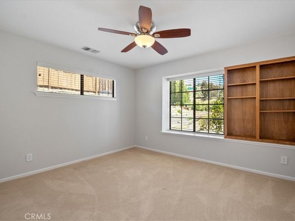 3652 Lake Garden Dr, Fallbrook, CA 92028
