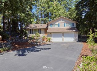 3515 SE Saint James Ct, Pt Orchard, WA 98367