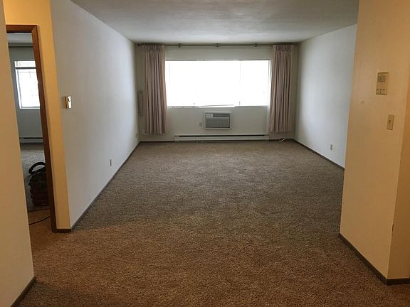 4th image of 11100 W Janesville Rd #1