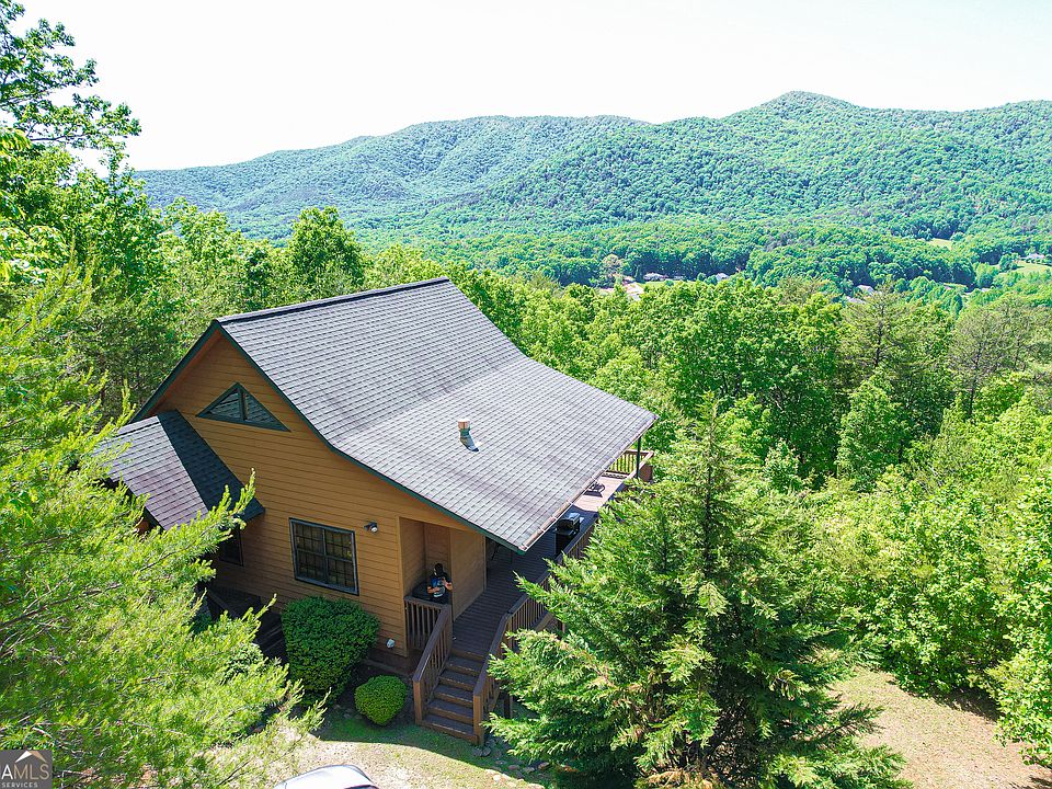 1st image of 388 Farmette Dr