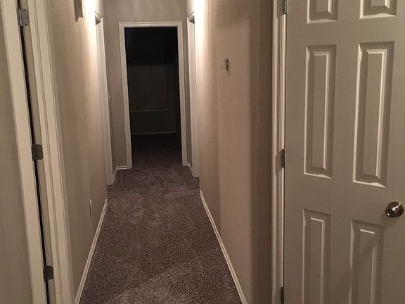 5th image of 21856 Pioneer Cir