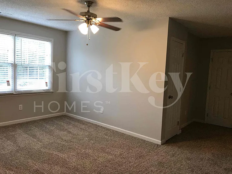 1622 Keeneland Dr — Photo 15