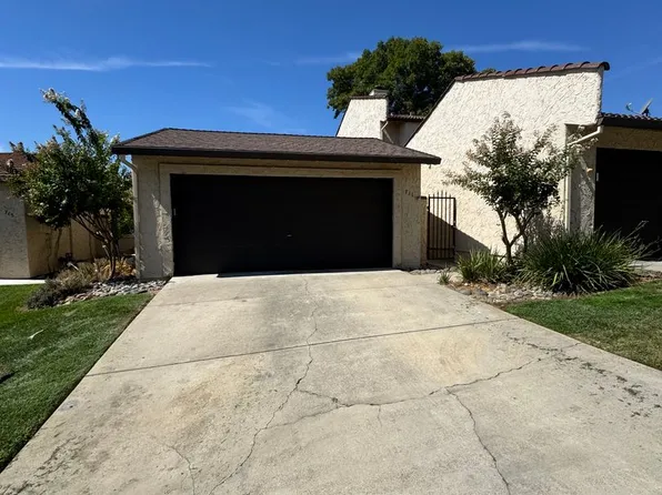 711 Flower Ash Ln, Redding, CA 96003