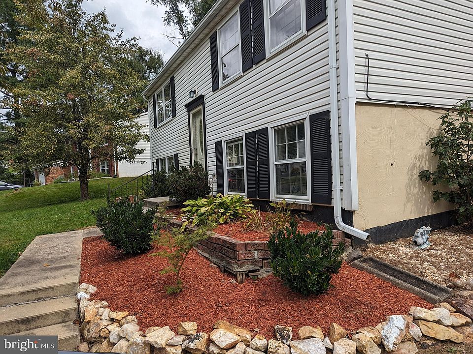 2nd image of 13762 Meadowbrook Rd