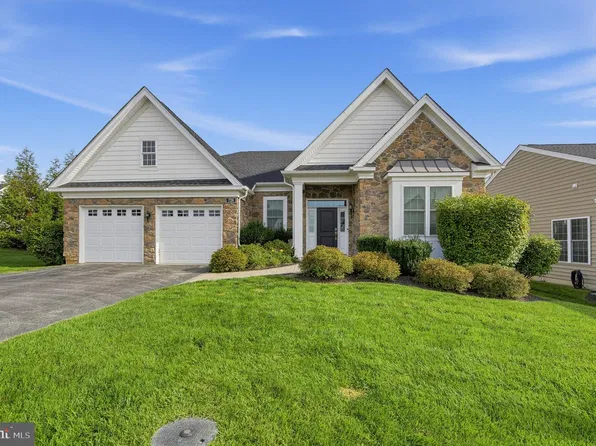 726 Reading Cir, Phoenixville, PA 19460