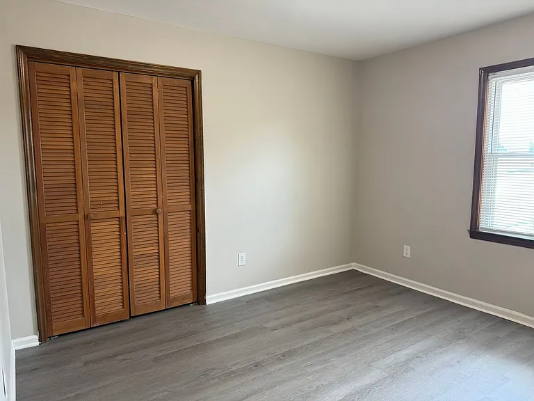 2233 Rose St — Photo 6
