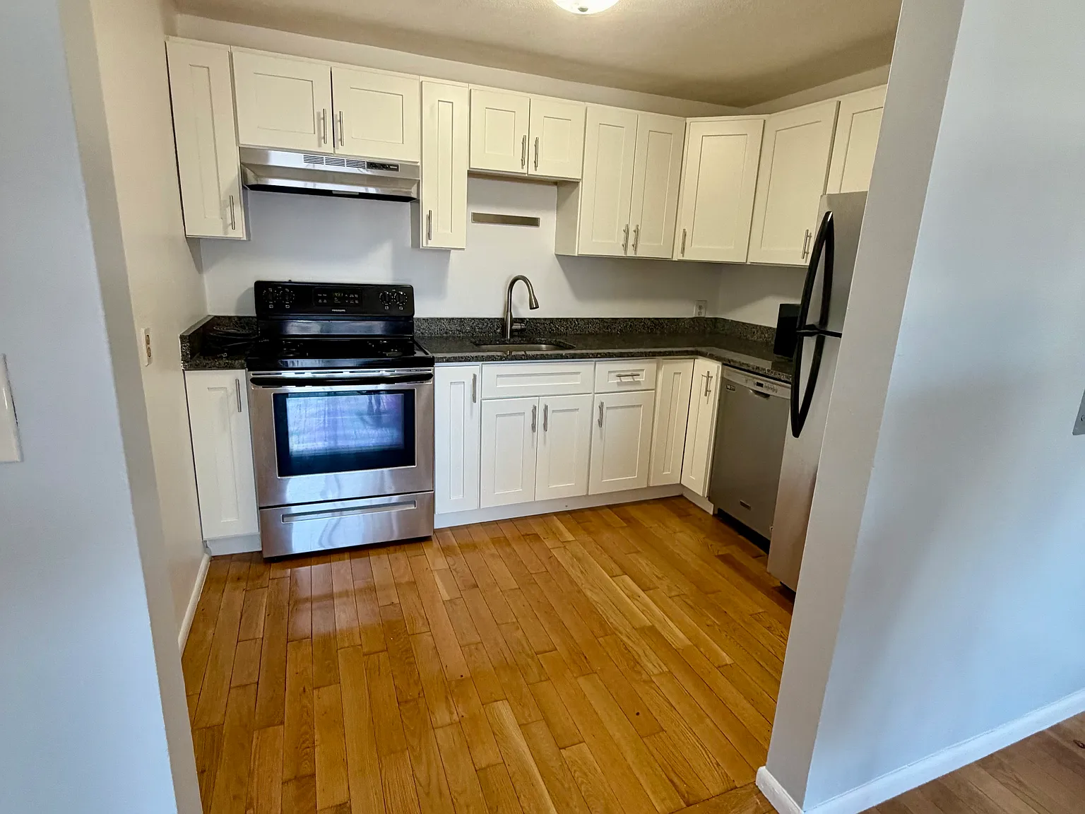 274 Washington Street — Photo 2