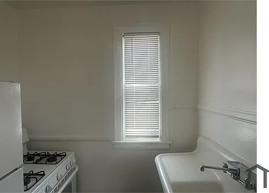 12003 Prairie St #5 — Photo 9
