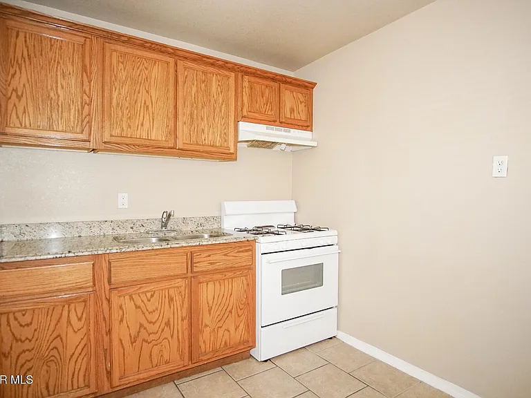 8604 Lawson St #3 — Photo 6