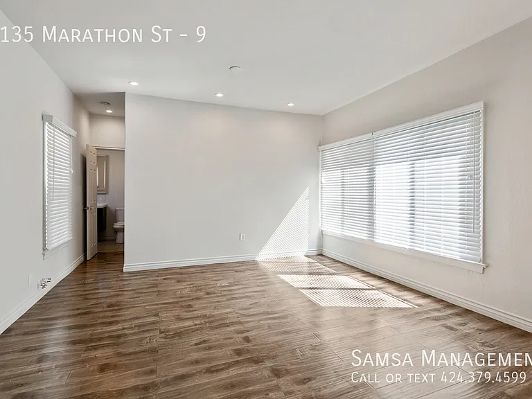 5135 Marathon St #9 — Photo 4