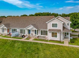 209 SE Cedarwood Ct, Grimes, IA 50111