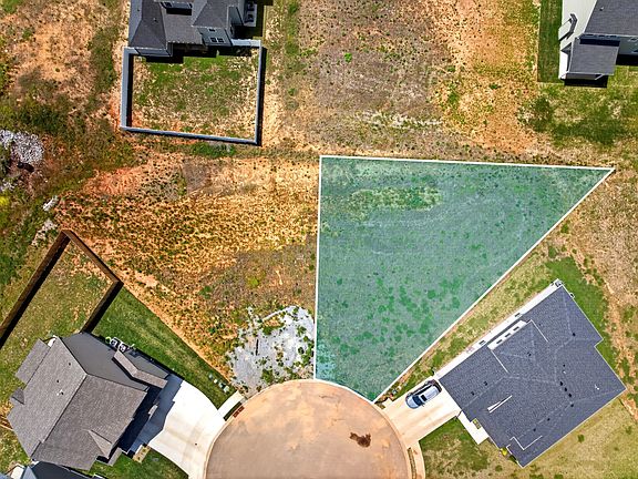 5th image of 135 Sweet Clover Ct Lot 578