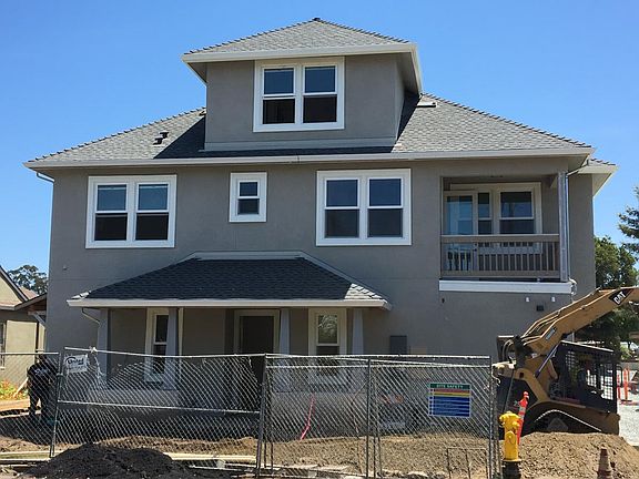 4th image of 718 Seabright Ave #103