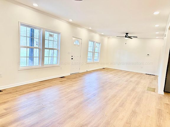 5th image of 185 Hidden Cove Loop