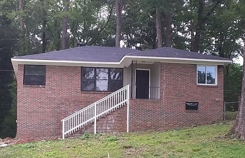 2nd image of 308 Killough Cir