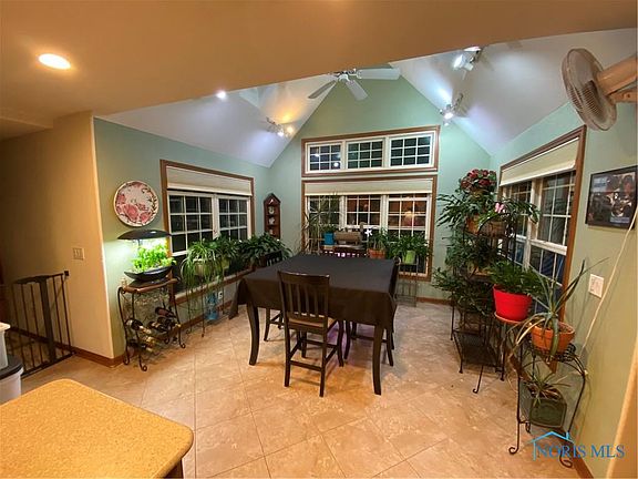 4th image of 789 Timberview Dr