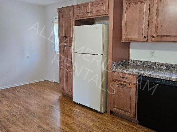 4th image of 116 Edward St