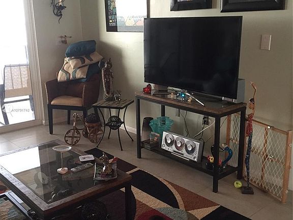 3rd image of 1820 S Treasure Dr APT 305B