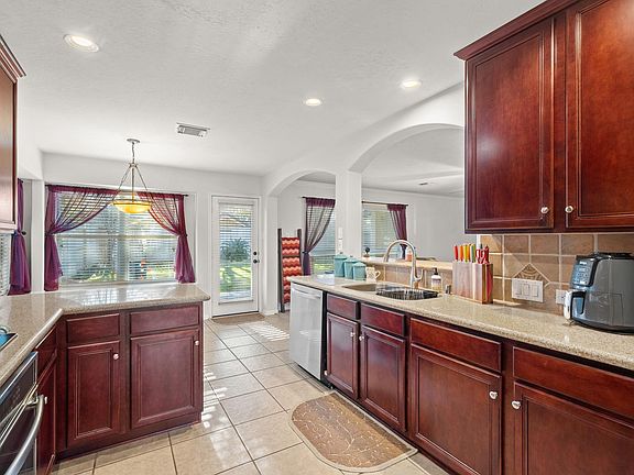 4th image of 27115 Kendal Ridge Ln