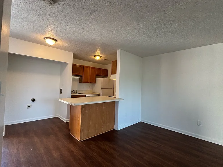 6403 Starbrook Dr #7 — Photo 9
