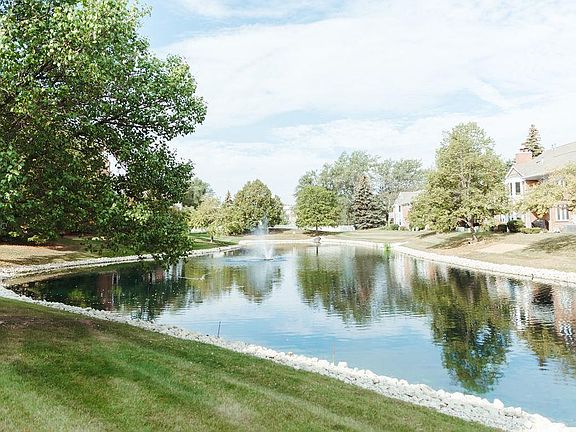 3rd image of 1638 E Clayton Ct #1638