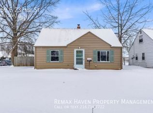 369 E 232nd St, Euclid, OH