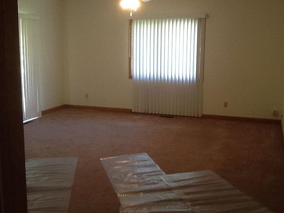 2nd image of 34700 Jaclyn Dr