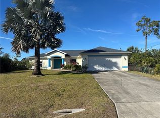 384 Charwood Ave S, Lehigh Acres, FL 33974