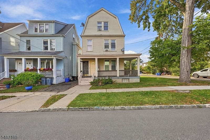 1st image of 61 Spring St