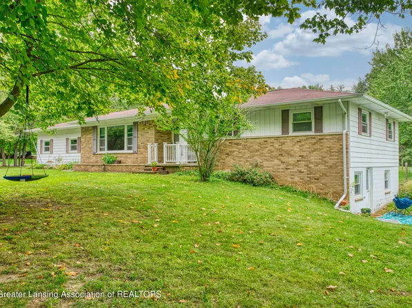 5740 N Williamston Rd, Williamston, MI 48895