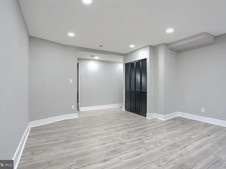 3807 Fleetwood Ave #2 — Photo 9