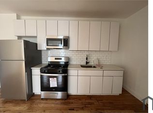 326 E 94th St APT 1R, Brooklyn, NY 11212
