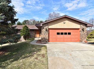 122 N 14th St, Oregon, IL 61061