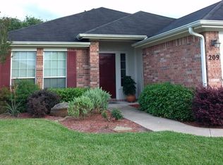 209 Riata, Victoria, TX 77901