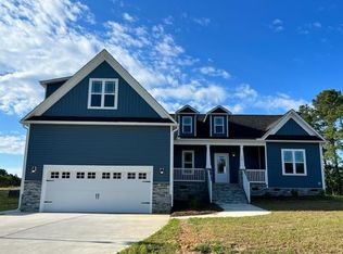 319 Lowery Ln, Benson, NC 27504