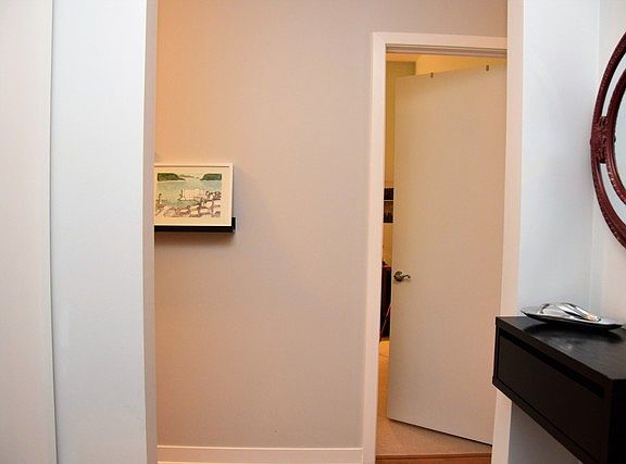 2nd image of 3140 N Sheffield Ave APT 514