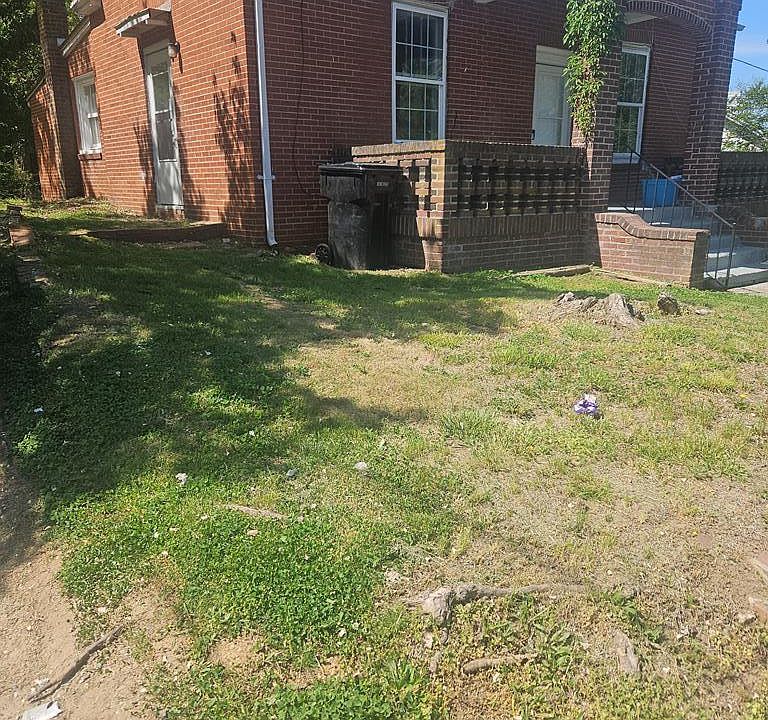 1st image of 233 Baugh St