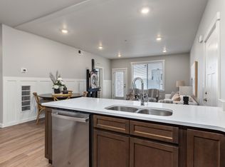 Latitude 42, Twin Falls, ID 83301